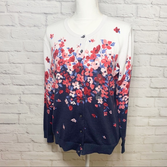 Karen Scott Sweaters - NWT Womens Karen Scott floral ombre style cardigan